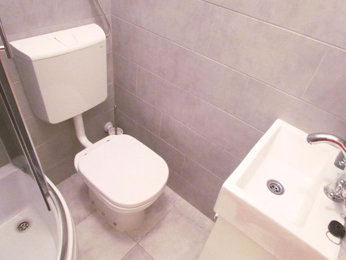 Center Studio Apartment Πούλα Εξωτερικό φωτογραφία